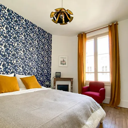 Apartment Historique Coeur De Ville, Chic Et Cosy *